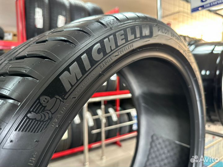 Michelin Pilot Sport 4 SUV 275/35 R22 и 315/30 R22 104Y