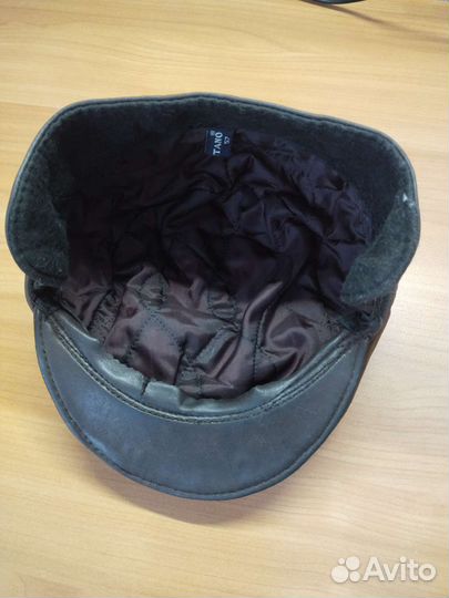 Мужская кожаная кепка