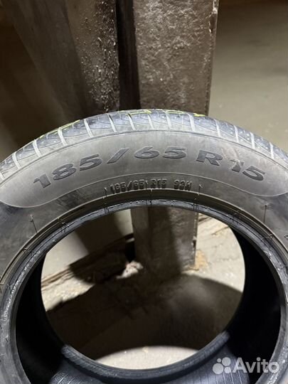 Pirelli Cinturato P1 185/65 R15 92H