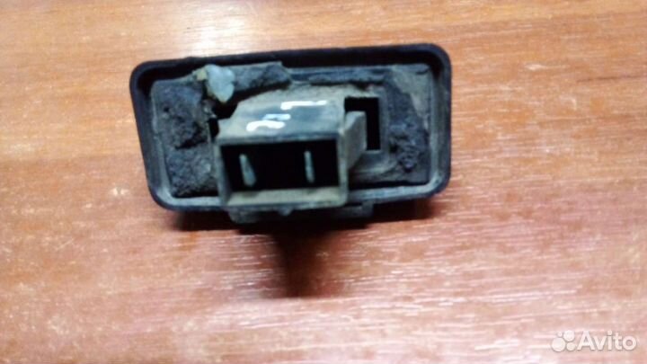 Фонарь подсветки номера форд транзит