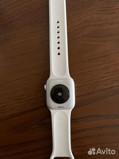 Часы apple watch se 40 mm