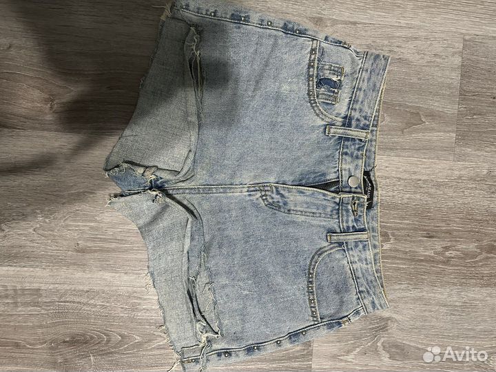 Шорты женские