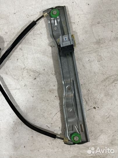 Стеклоподъёмник Лада Гранта передний правый