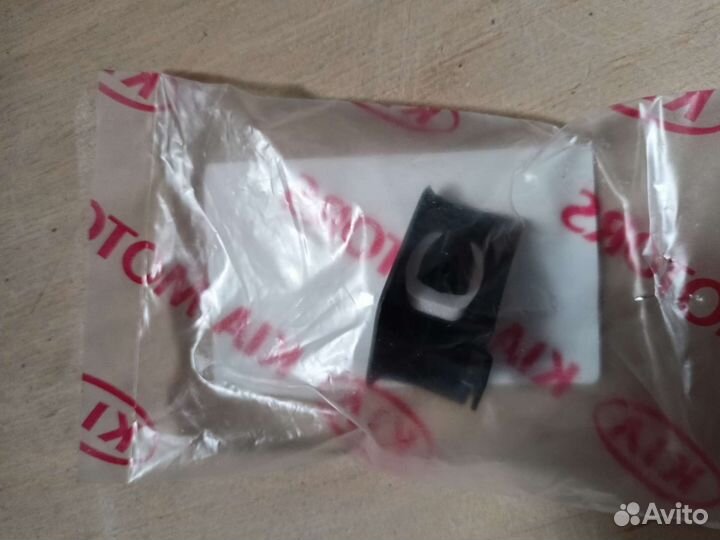 Угловая накладка двери задней левой KIA optima