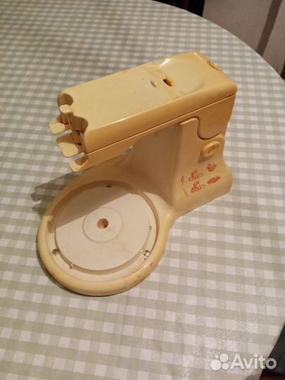 Подставка под миксер