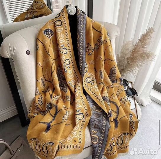 Шарфы и палантины