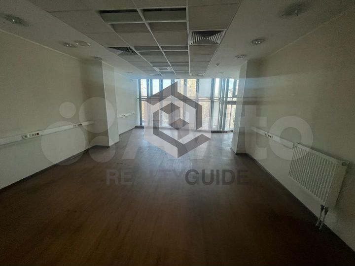 1700 м2 Бизнес-центр 