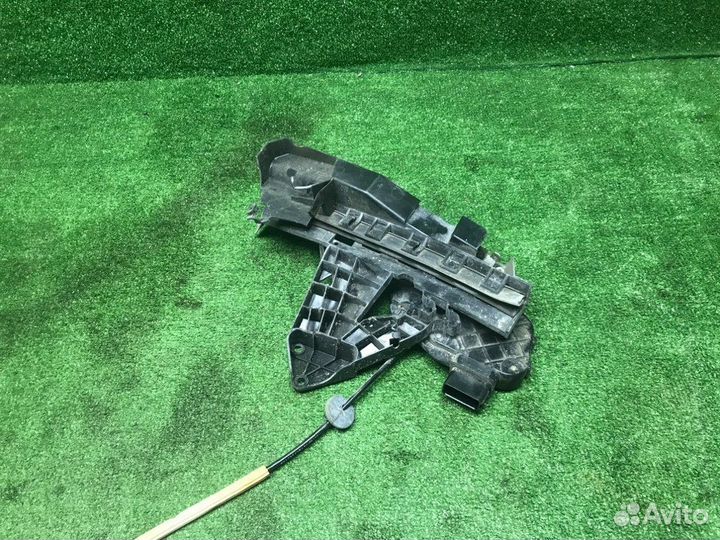 Замок двери передний левый Ford Focus DA qqdb 2006