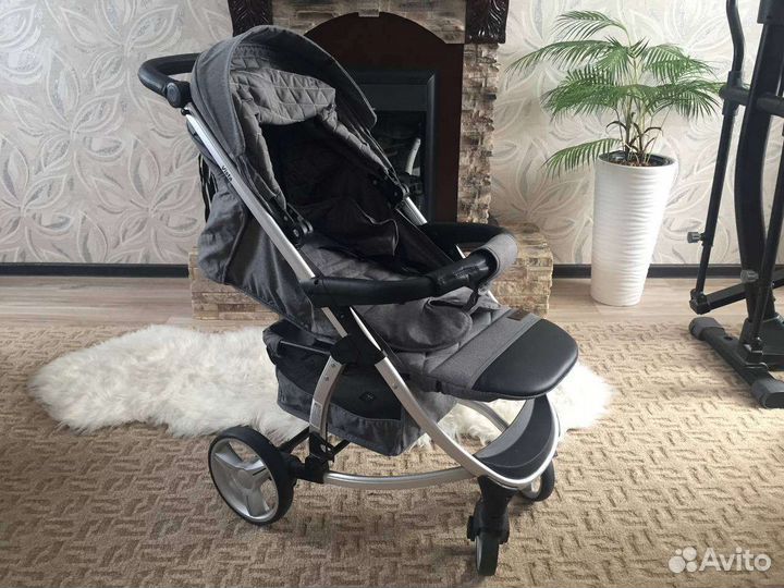 Коляска прогулочная Carrello