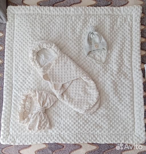 Конверт на выписку весна