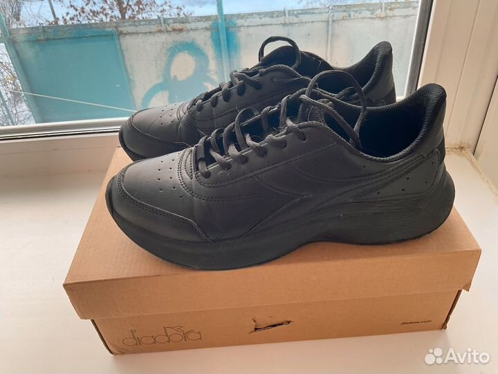 Кроссовки diadora унисекс