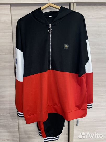 Спортивный костюм женский легкий