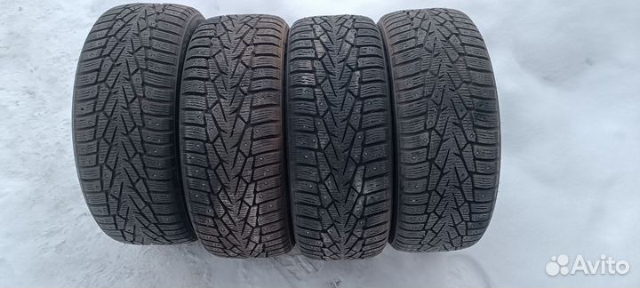 Nokian Tyres Hakkapeliitta 7 215/45 R17