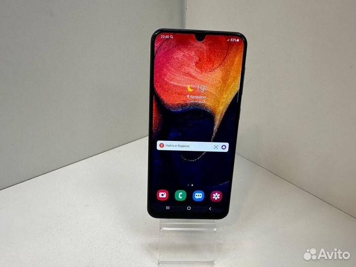 Samsung Galaxy A50, 4/64 ГБ