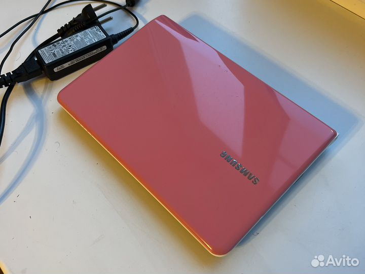 Samsung ноутбук NC210