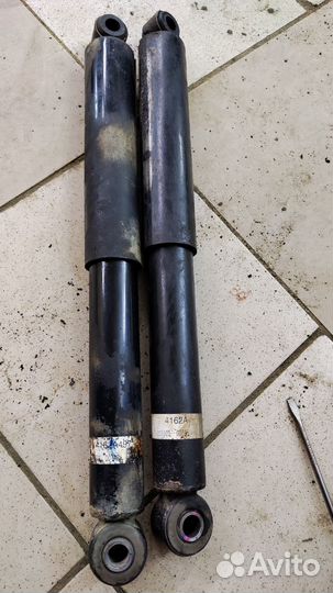 Амортизатор задний mitsubishi pajero sport 3