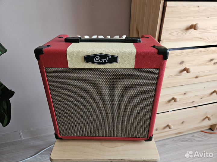 Комбоусилитель Cort CM15R