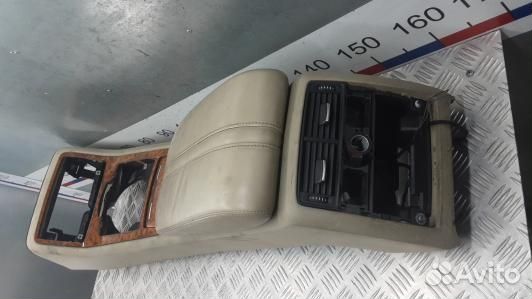 Подлокотник центральный audi A8 D3 (4BL19IX01)