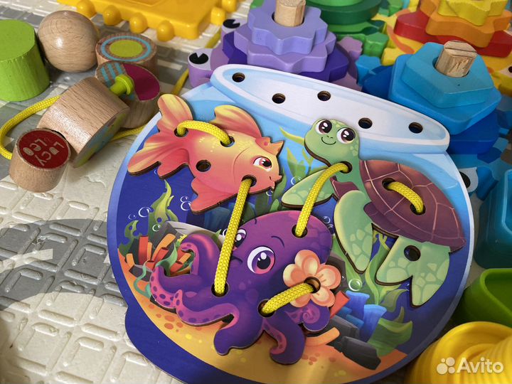 Игрушки для малышей пакетом