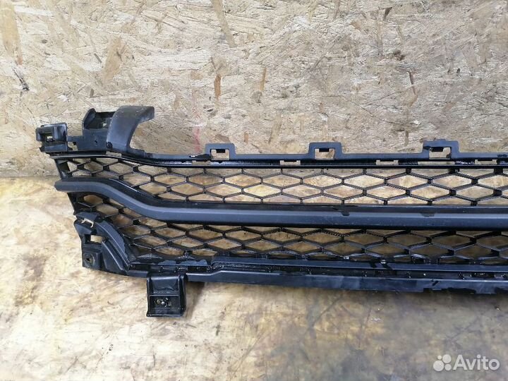 Решетка в бампер центральная ваз (LADA) xray