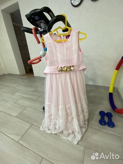 Продаются платья