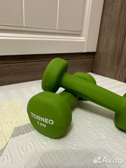 Гантели torneo 1 кг