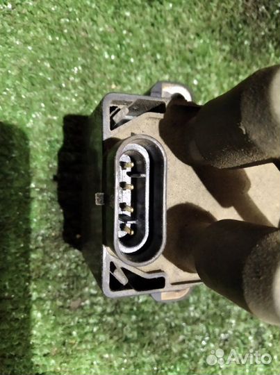 Катушка зажигания Renault Logan SR K7M 2007