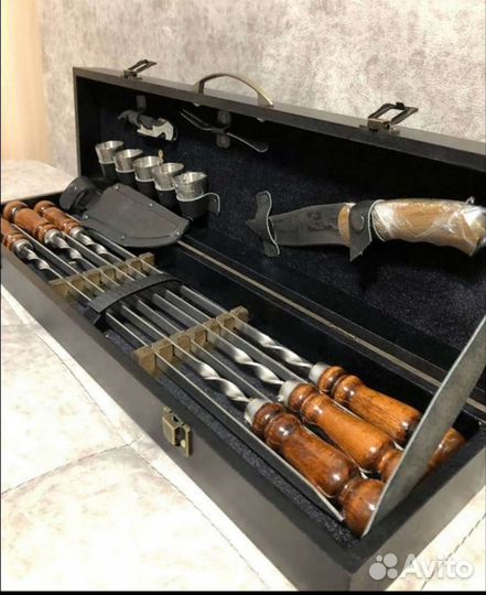 Подарочный набор шампуров с ножом Кизляр