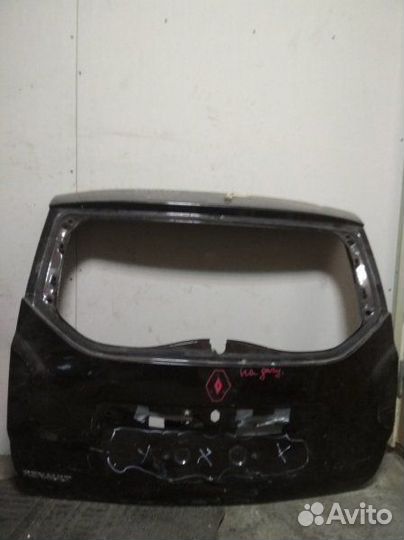 Крышка багажника задняя Renault Duster