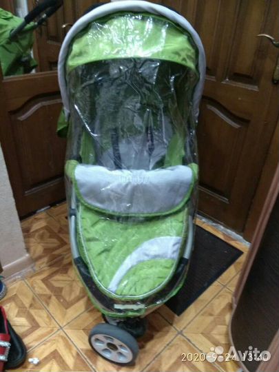 Коляска прогулочная