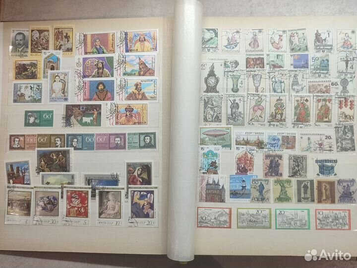Большой альбом с марками