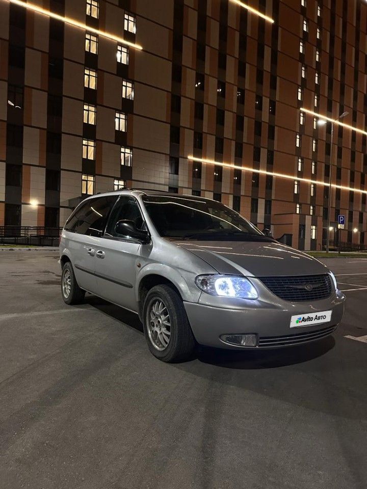 Chrysler Voyager: фото владельца