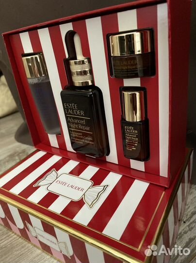 Набор косметики estee lauder