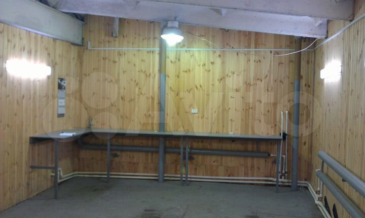 Гараж, > 30 м²