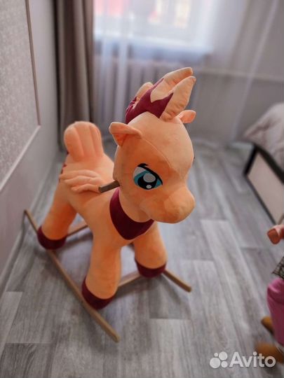 Детская лошадка качалка