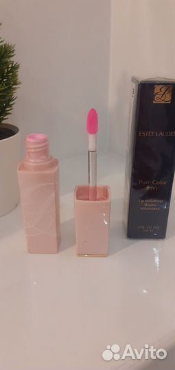 Блеск для придания объёма Estee Lauder