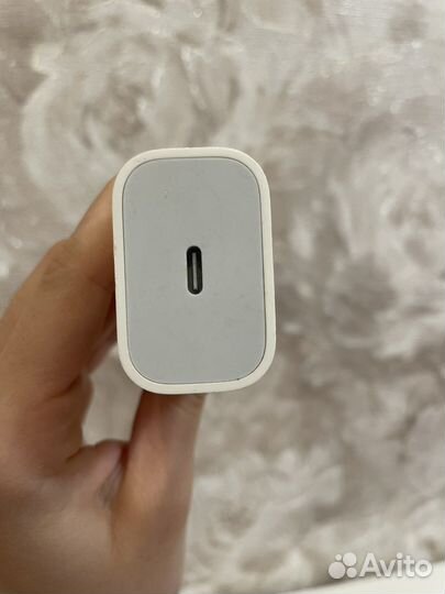 Блок питания для iPhone