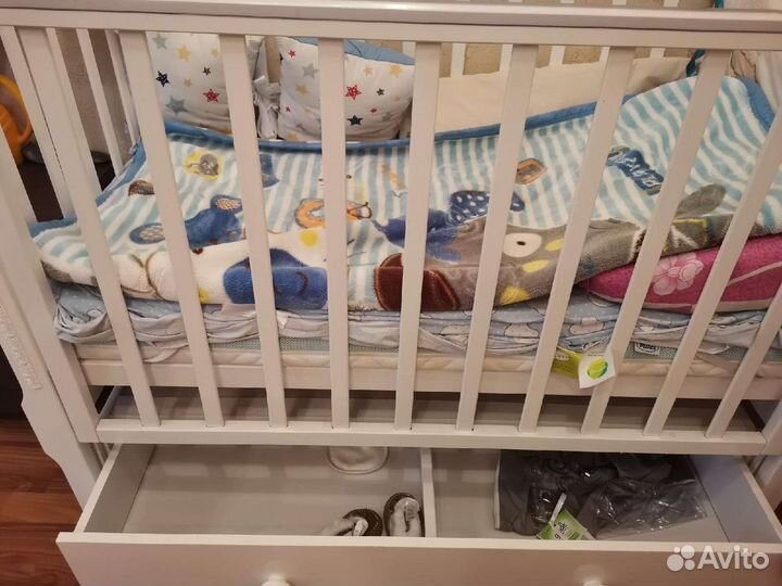 Детская кроватка