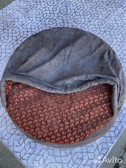 Лежанка для собак