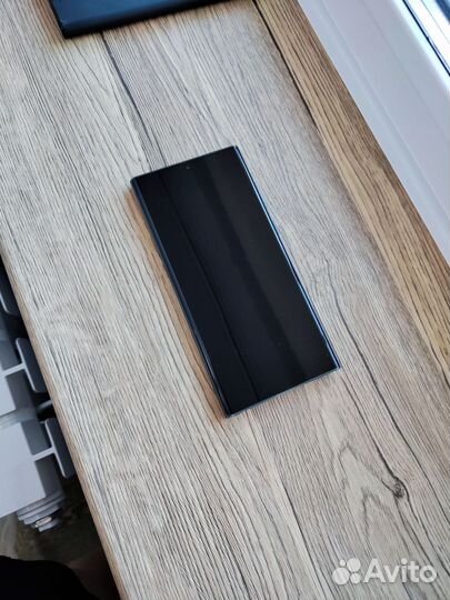 Samsung Galaxy S22 Ultra, 12/256 ГБ