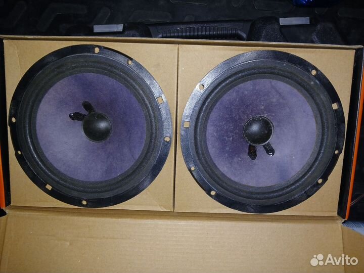Динамики передние Шкода Октавия А4 тур 16 диаметр