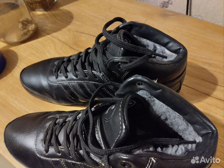 Кроссовки зимние женские 39 размер