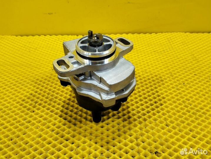 Трамблер Nissan Primera P11 GA15DE 2000