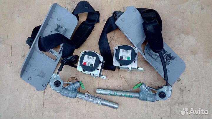 Преднатяжитель ремня передний на Опель Корса Д