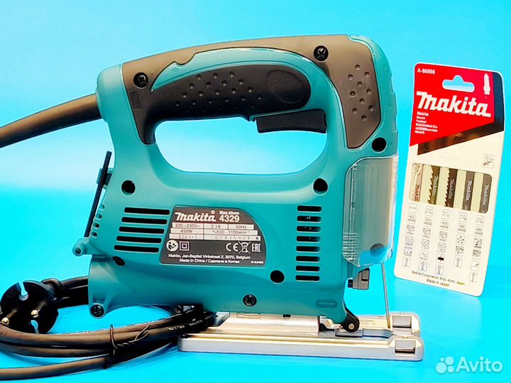 Лобзик Makita 4329кх1 ; 450W + пилки (кейс)