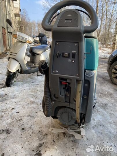 Поломоечная машина tennant t3 + водосборная балка