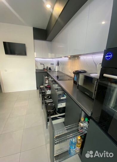 Кухонный гарнитур. Качественная фурнитура