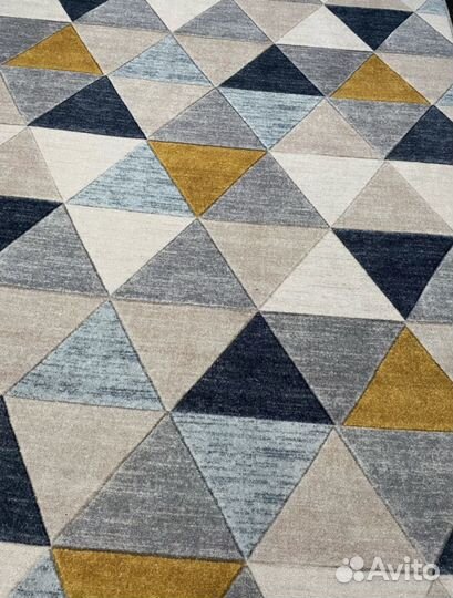 Ковёр 200 на 350 (войлок )