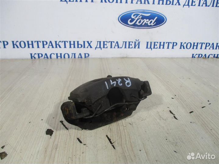 Суппорт передний левый Ford Fusion 2002