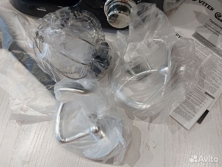 Планетарный миксер vitek, новый